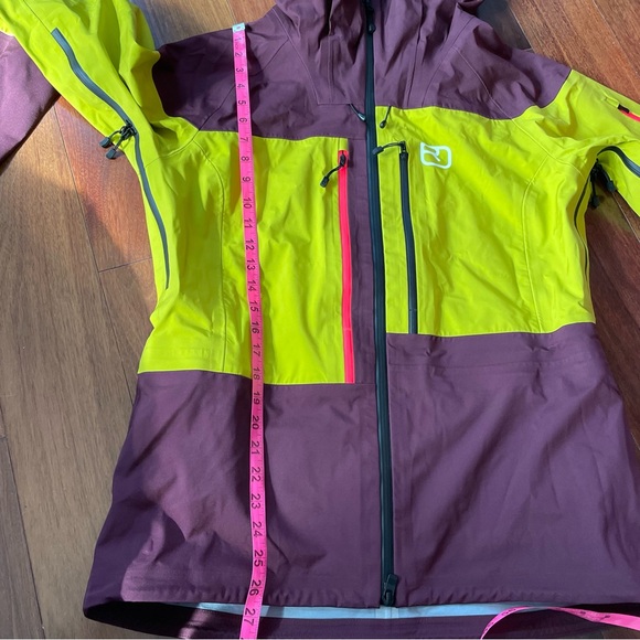 NWT Ortovox Women 3L Gaurdian Shell Jacket Dark Wine Green Outdoors Merino L - Picture 15 of 15